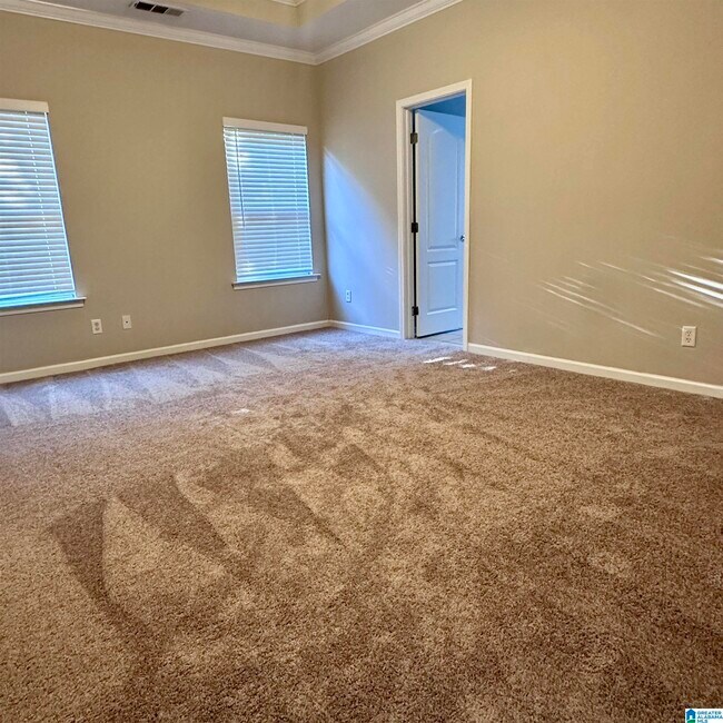 Building Photo - 5272 Promenade Dr