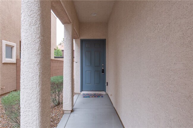 Building Photo - 2875 Rough Green St