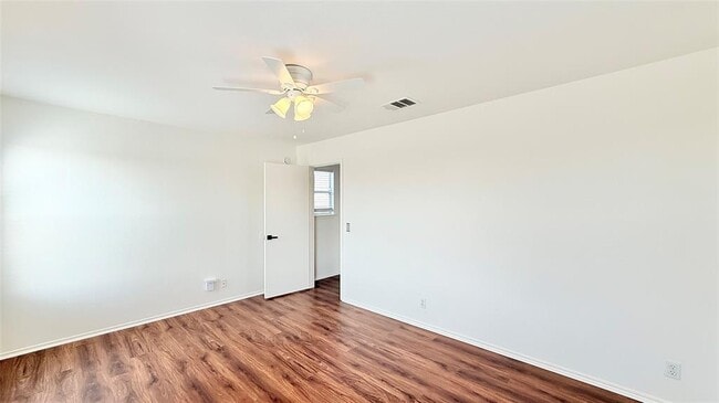 Building Photo - 15209 Mimebark Way