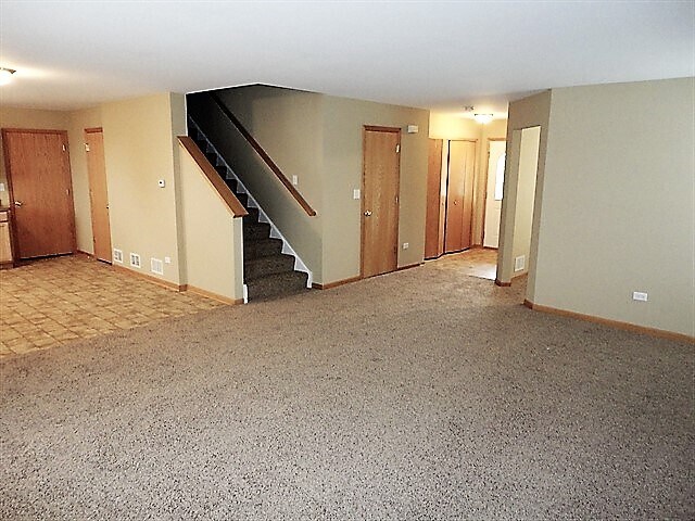 Building Photo - 1757 Ivy Ln