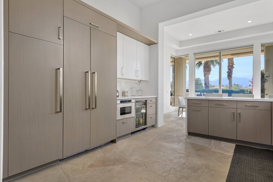 Building Photo - 80335 Merion