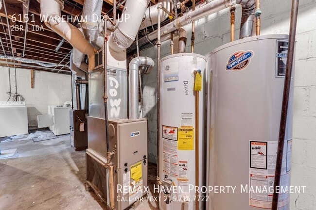 Building Photo - 6151 Wareham Dr