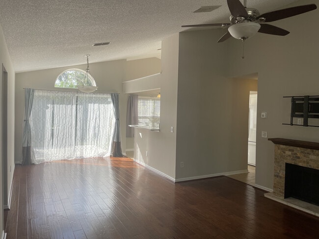 Building Photo - 2446 Briarcreek Dr