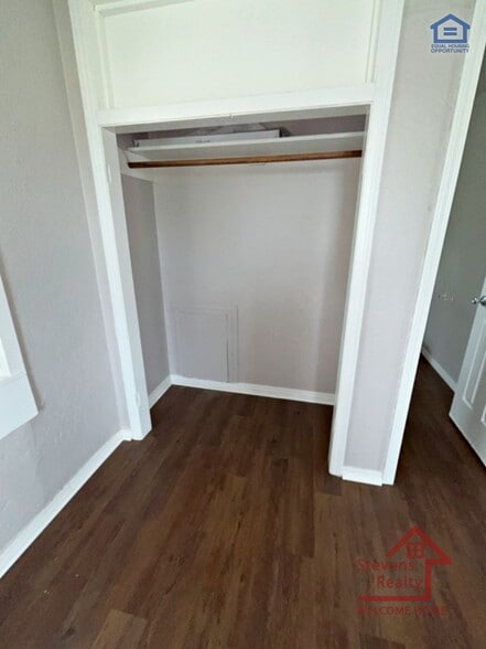 Building Photo - 410 SW 14th St