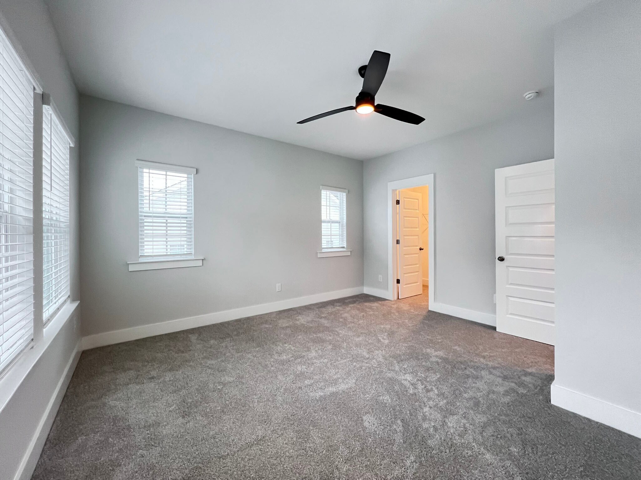 Building Photo - 8520 Silsbee Dr