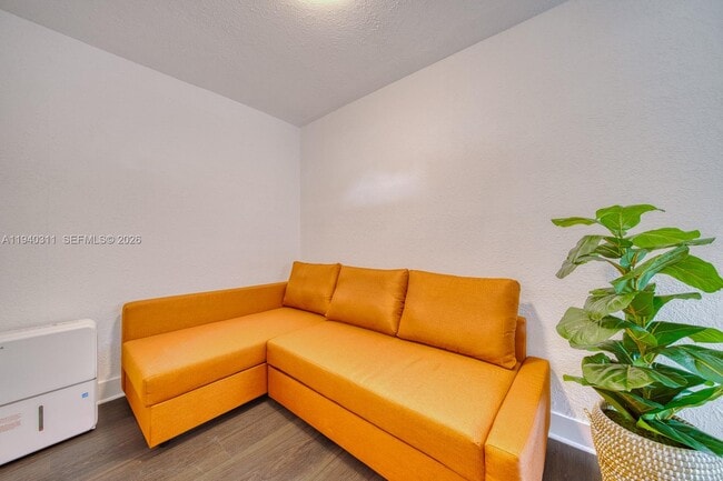 Building Photo - 2741 SW 67th Ave