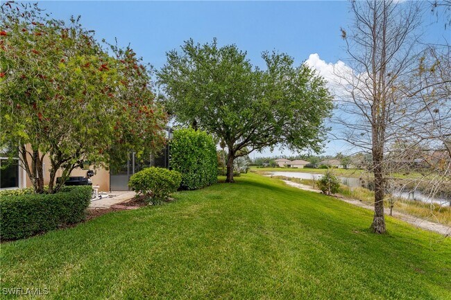 Building Photo - 2066 Mandarin Ln