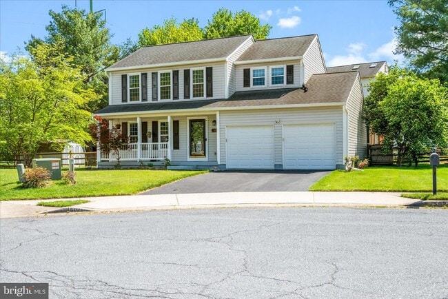Building Photo - 5021 Mallard Ln