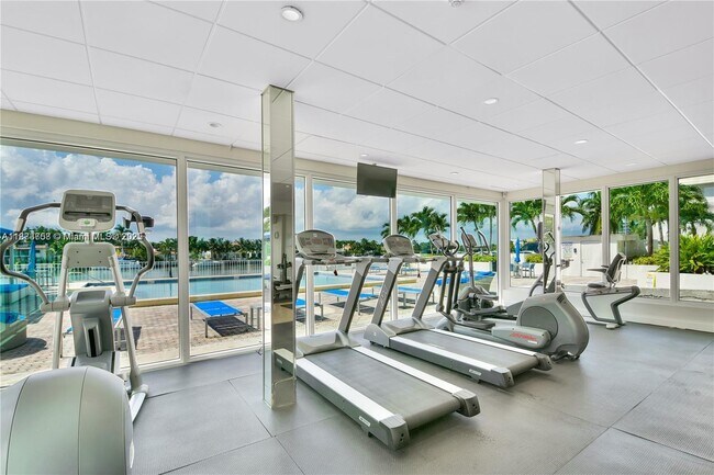 Building Photo - 5750 Collins Ave