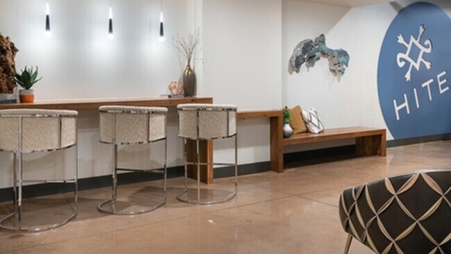 Building Photo - 6006 N Florida Ave