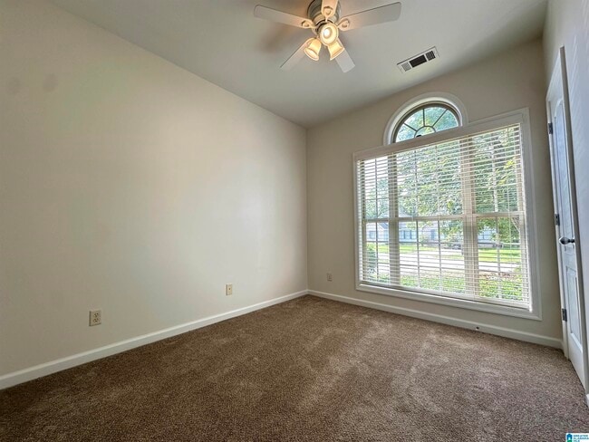 Building Photo - 114 Vann Cir