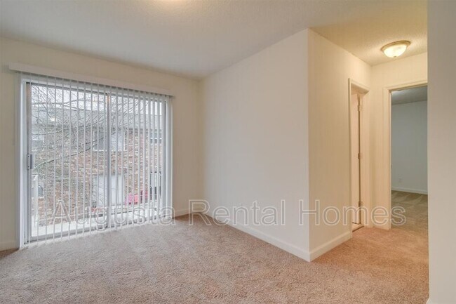 Building Photo - 2905 Arrowhead Dr