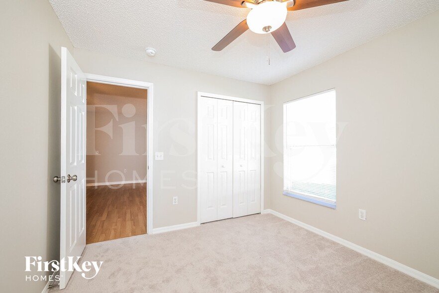 Building Photo - 2411 Serenity Bend