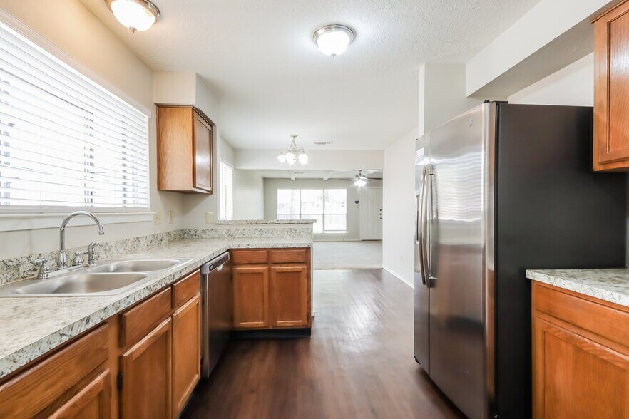 Building Photo - 11426 Milners Point Dr