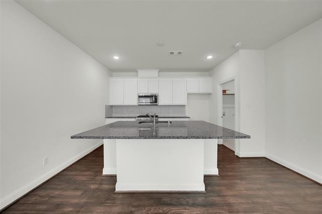 Building Photo - 310 Myrtle Beach Dr