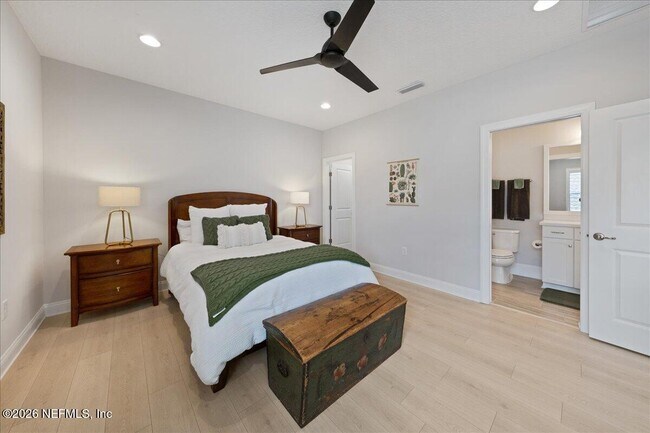 Building Photo - 10300 Silverbrook Trl