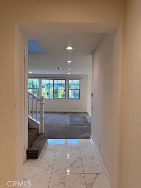 Building Photo - 277 Barnes Rd