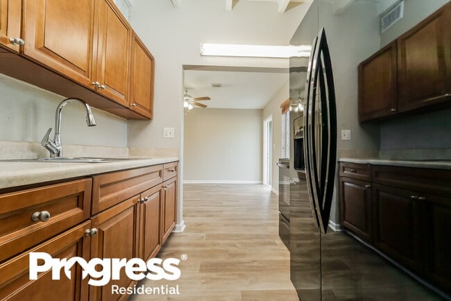 Building Photo - 3741 SW 45th Terrace