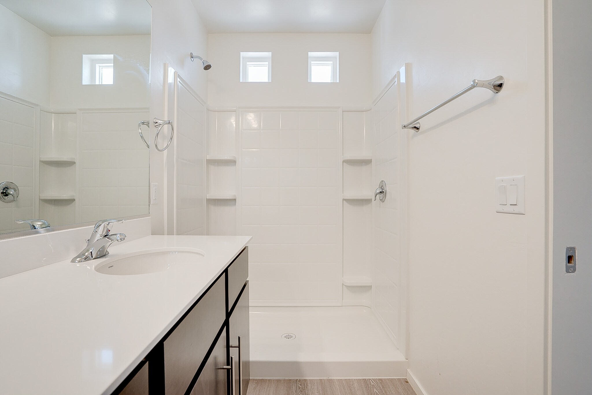 Prime Bath - 8665 E Ultra Dr
