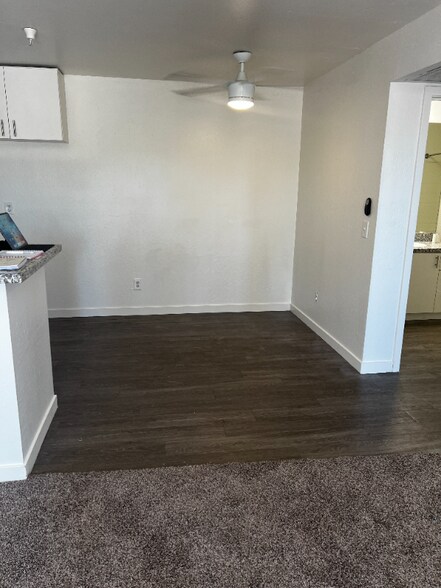Building Photo - 2940 E Frontera St