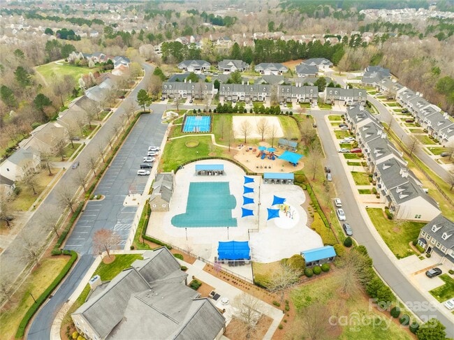 Building Photo - 10223 Kelso Ct