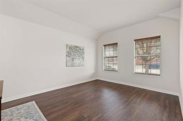 Building Photo - 115 Bird Creek Dr