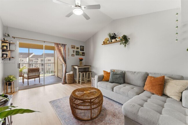 Building Photo - 15325 SW 106th Terrace