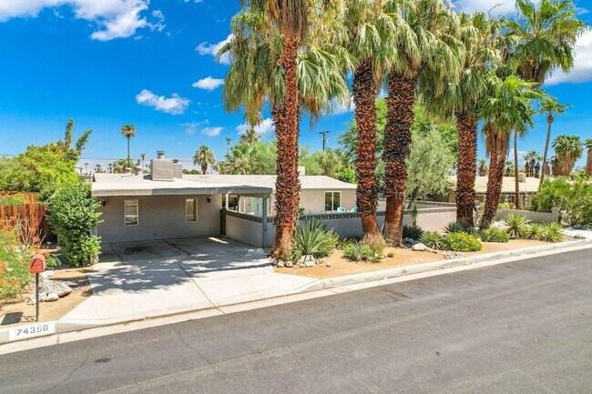 Building Photo - 74350 Covered Wagon Trail