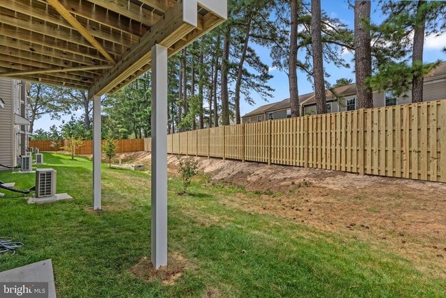Building Photo - 8256 Longford Rd