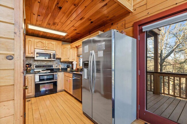 Building Photo - 3044 Wears Overlook Ln