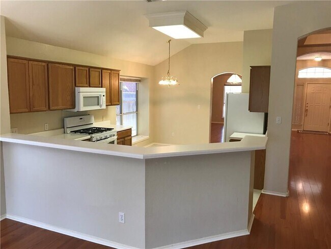 Building Photo - 10309 Broomflower Dr