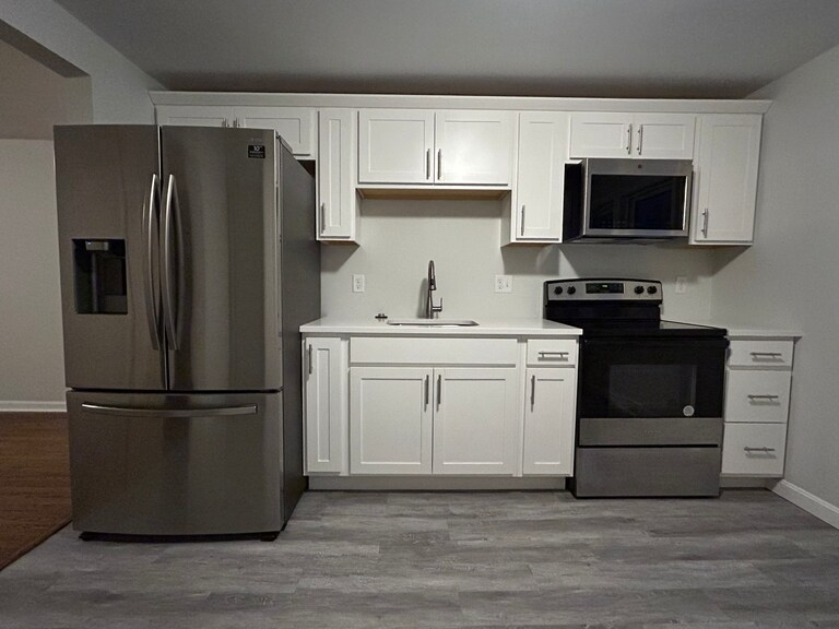 Building Photo - 277 Canton St