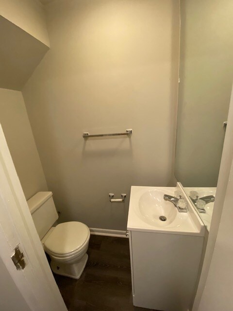 Building Photo - 3909 Overland Hts