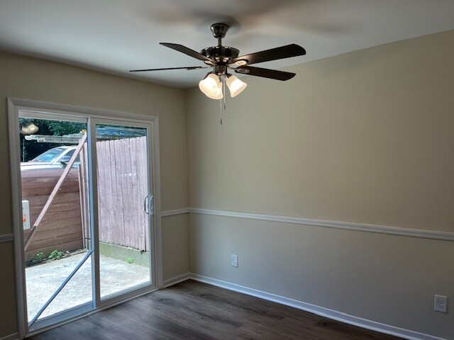 Building Photo - 6494 Bannor Ln