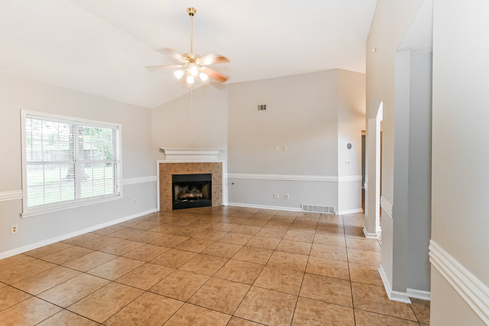 Building Photo - 2086 Heather Ridge