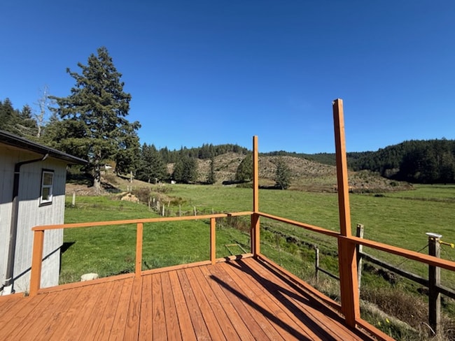 Building Photo - Country Home, 4 bed/2bath short term rental