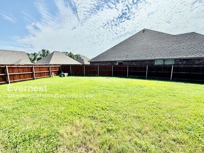 Building Photo - 13316 S 93rd E Ave