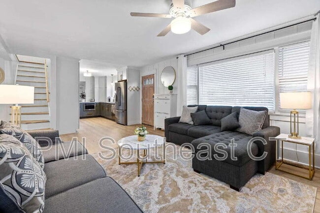 Building Photo - 15 Wiemes Ct