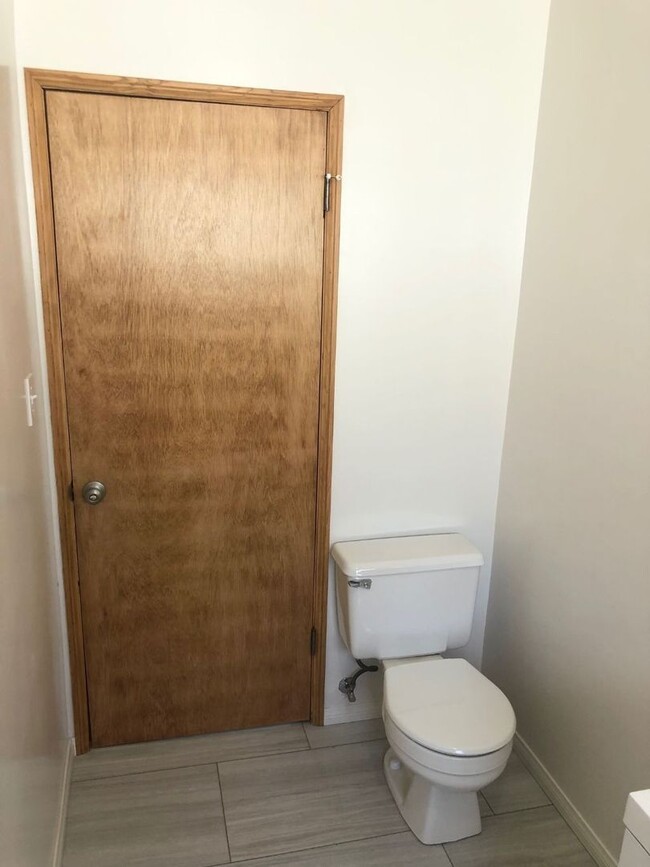 Building Photo - Beautiful Remodeled 3bd 2ba House in Wiseb...