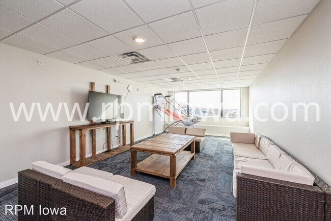 Building Photo - 2 br, 2 bath House - 435 S 88th Street #230