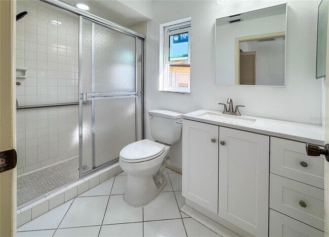 Building Photo - 1355 Kirkwood Ln