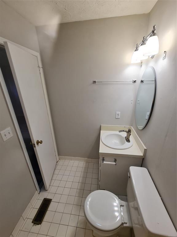 Building Photo - 1613 Cobblestone Ct