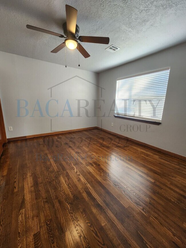 Building Photo - 3Br 2Ba house in Purcell!!