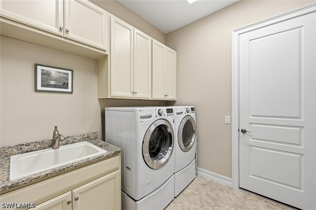 Building Photo - 9446 Lagomar Ct