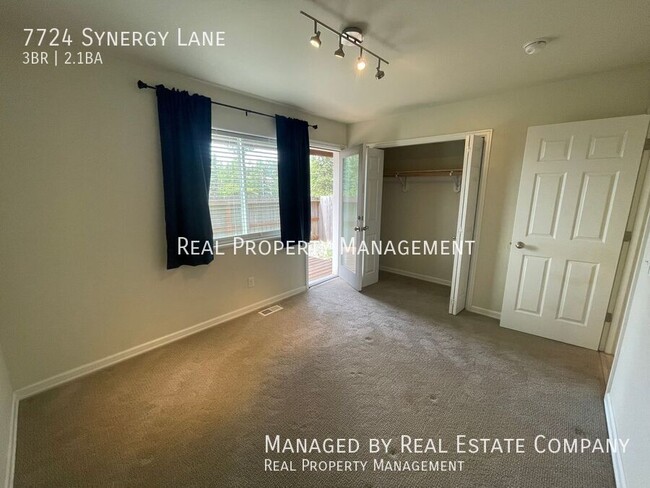 Building Photo - 7724 Synergy Ln