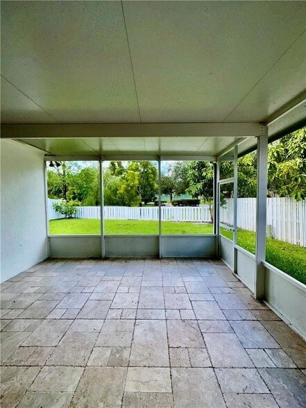 Building Photo - 7470 NW 1st Pl