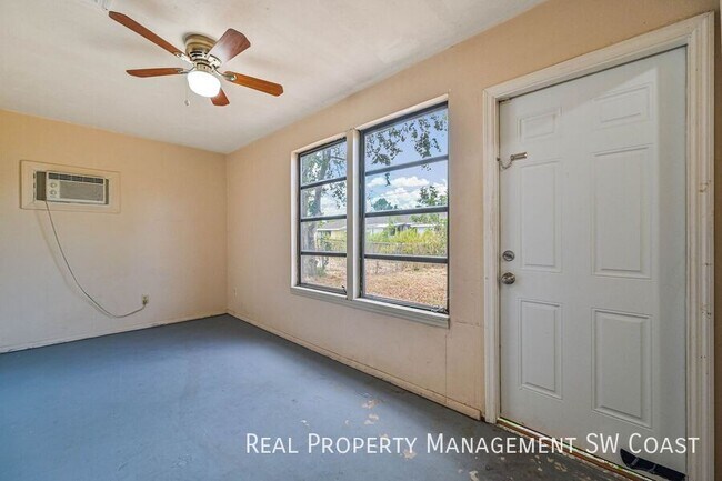 Building Photo - 7493 Pebble Beach Rd