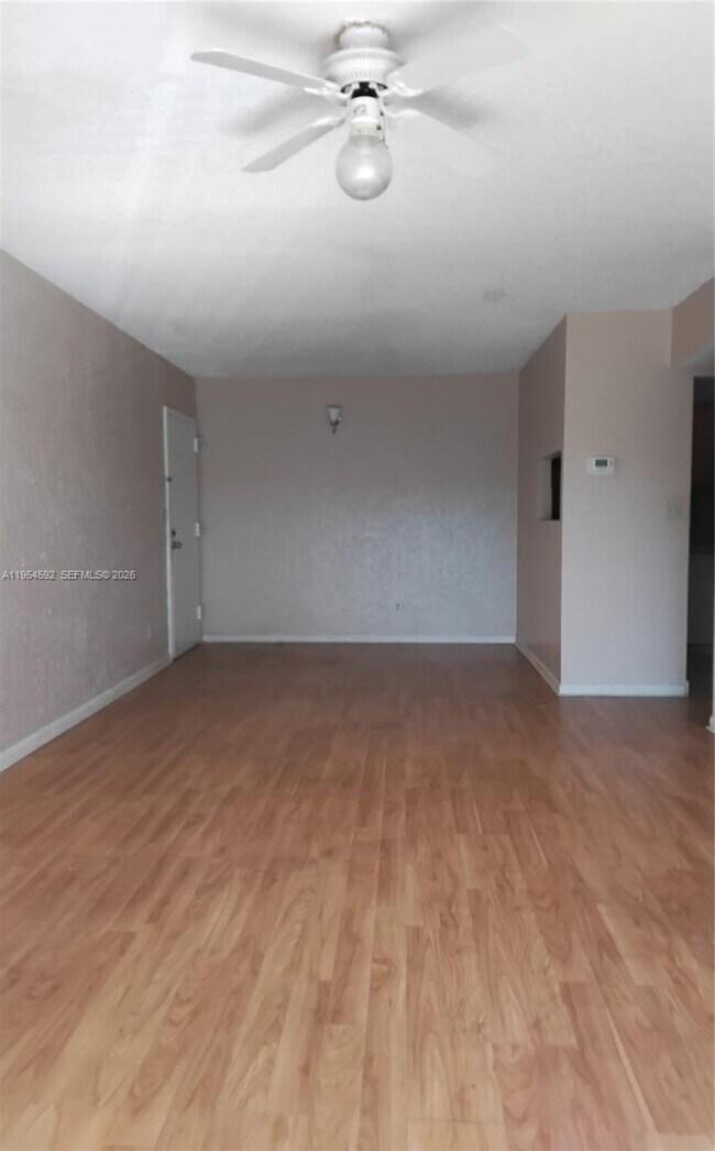 Building Photo - 5901 Washington St