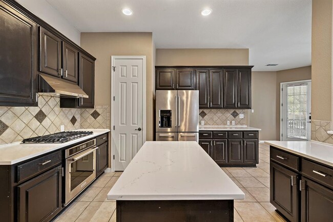 Building Photo - 2602 Mexican Hat Dr