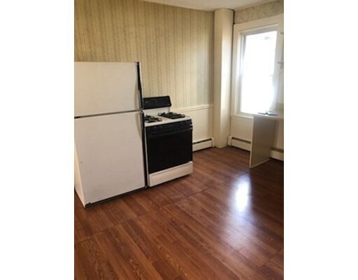 Building Photo - 47 Brockton Ave